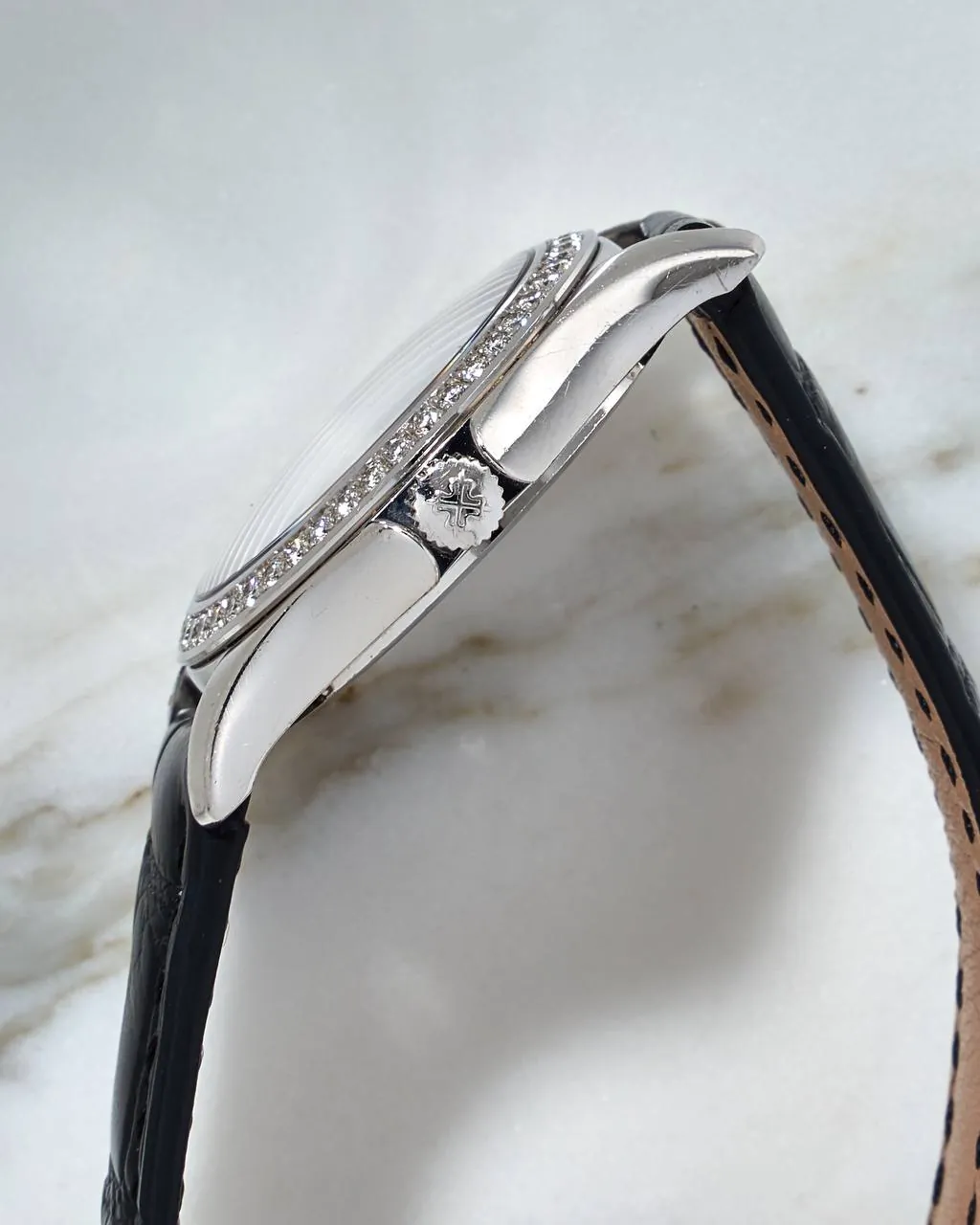 Patek Philippe Lady's Calatrava Diamond MoP Dial White Gold 4906 – 5
