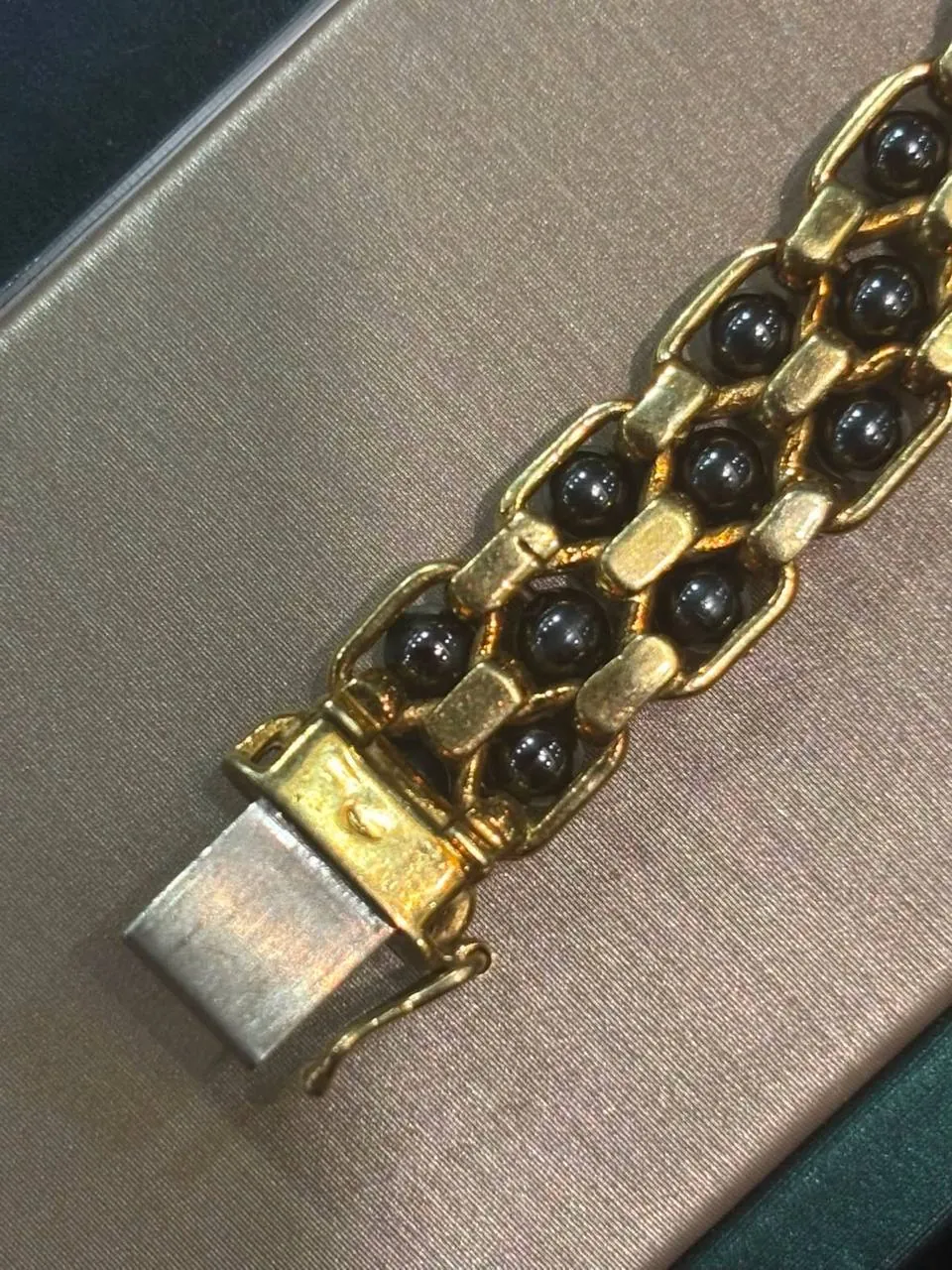 Audemars Piguet Pearl Bracelet Yellow Gold – 3