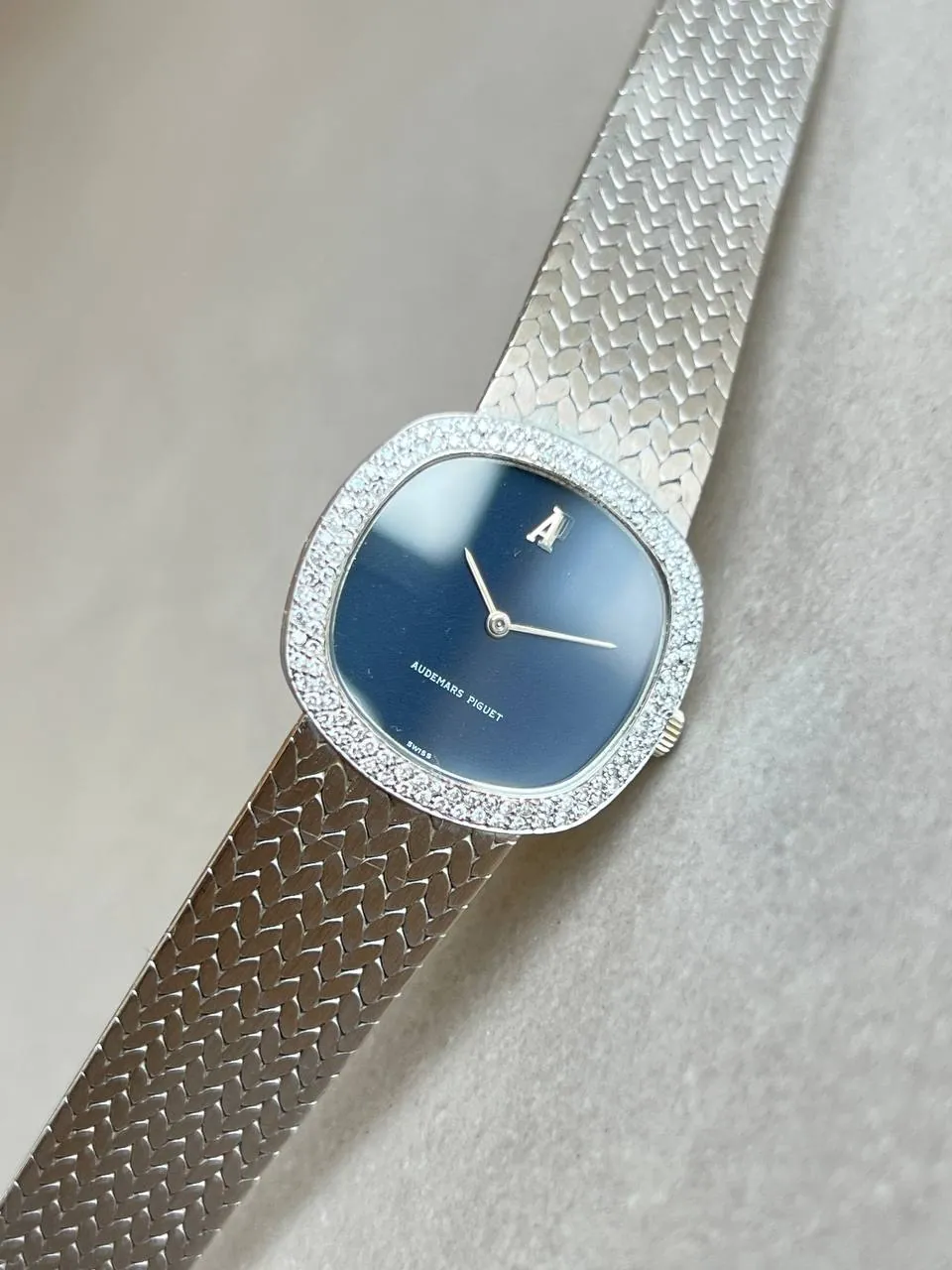 Audemars Piguet Vintage White Gold Diamond Bezel – 8