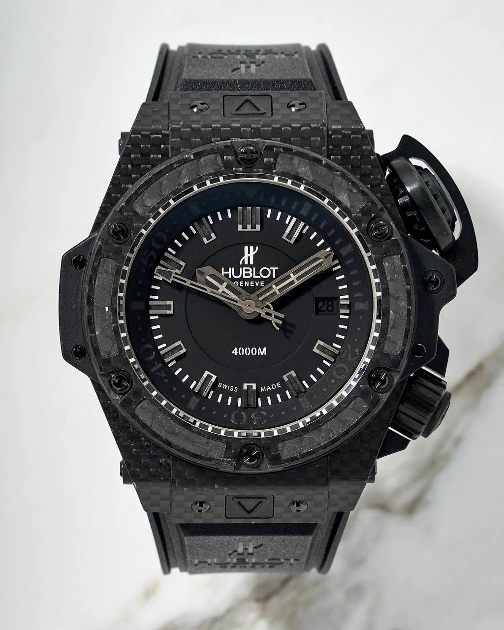 Hublot King Power Oceanographic 4000 Carbon – 11