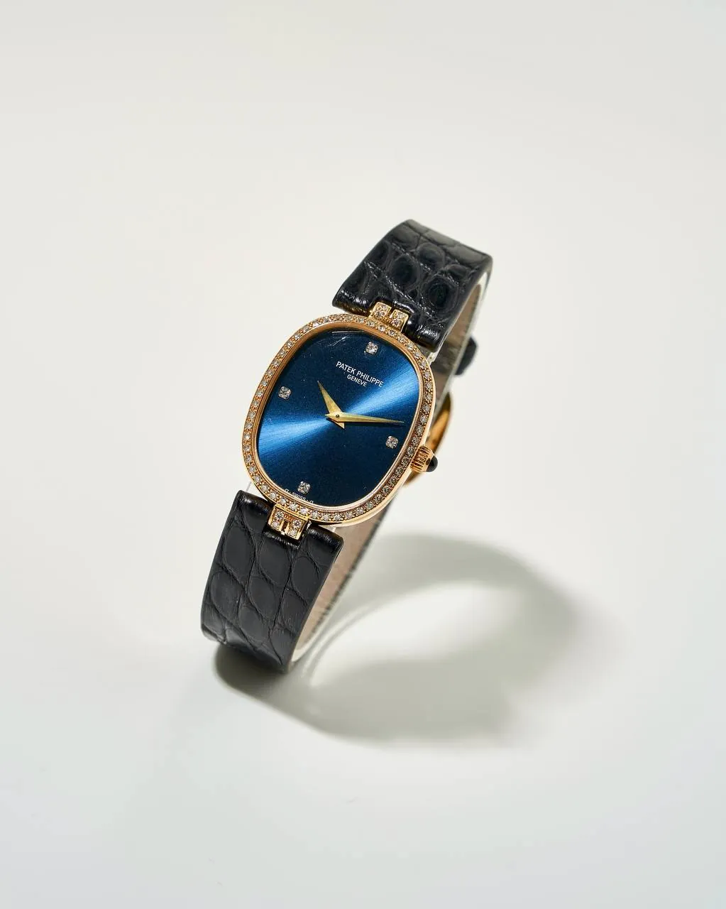 Patek Philippe Golden Lady Ellipse Diamonds 4882 – 4