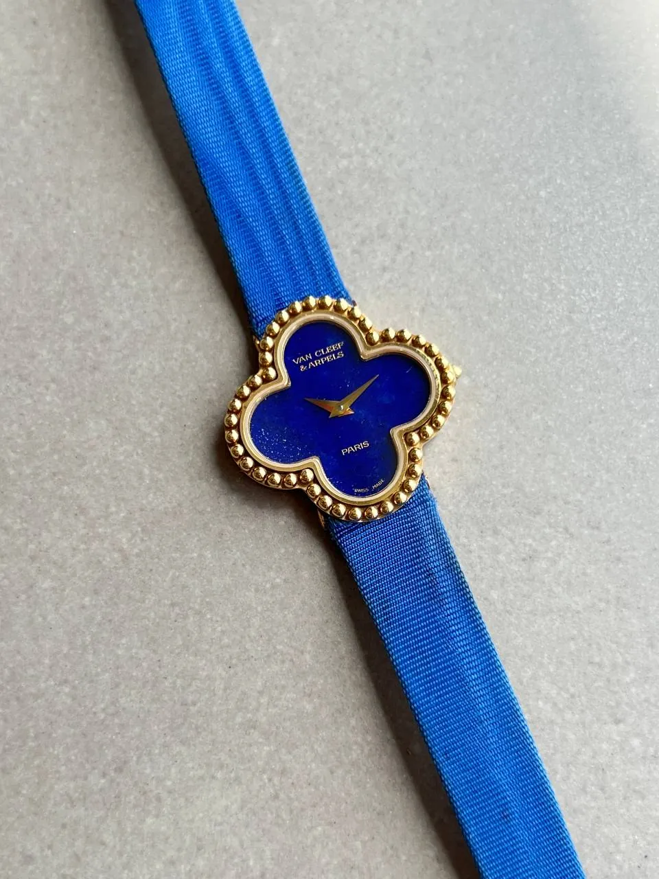 Van Cleef & Arpels Alhambra Lapis Lazuli Dial – 4