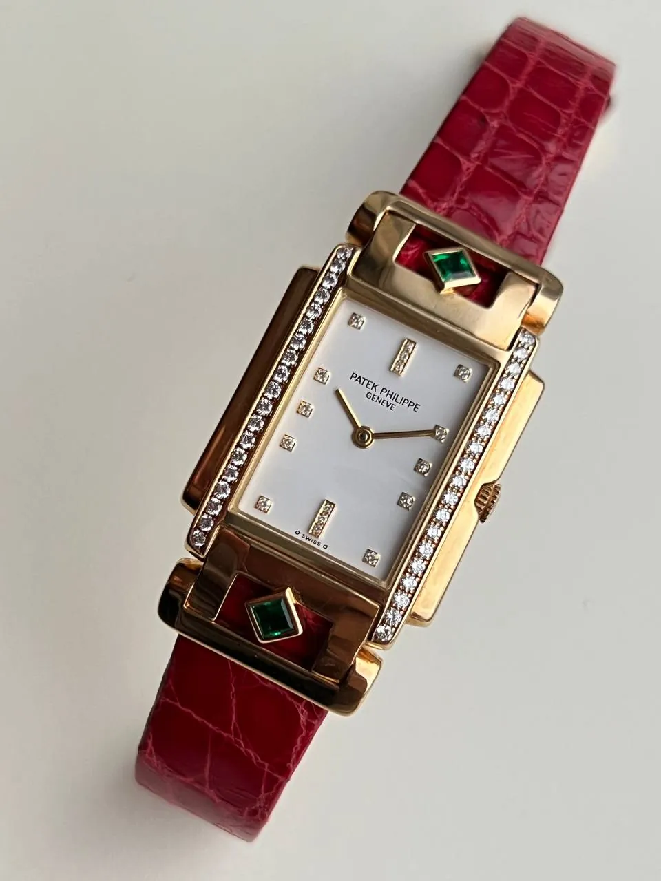 Patek Philippe Ladies Gondolo 4844 – 4
