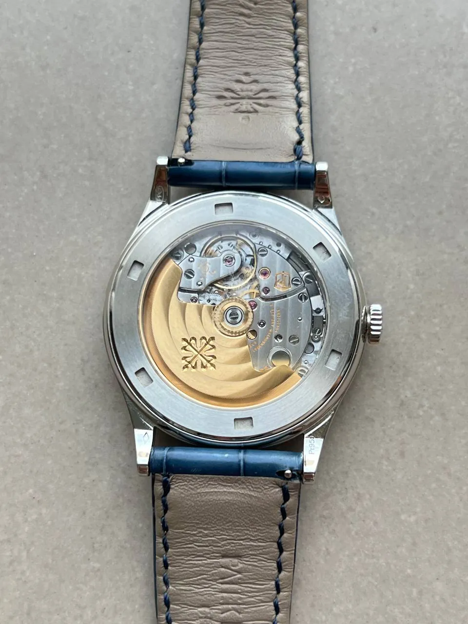 Patek Philippe Calatrava Baguette Diamond Bezel 38 mm 5298 Platinum – 3