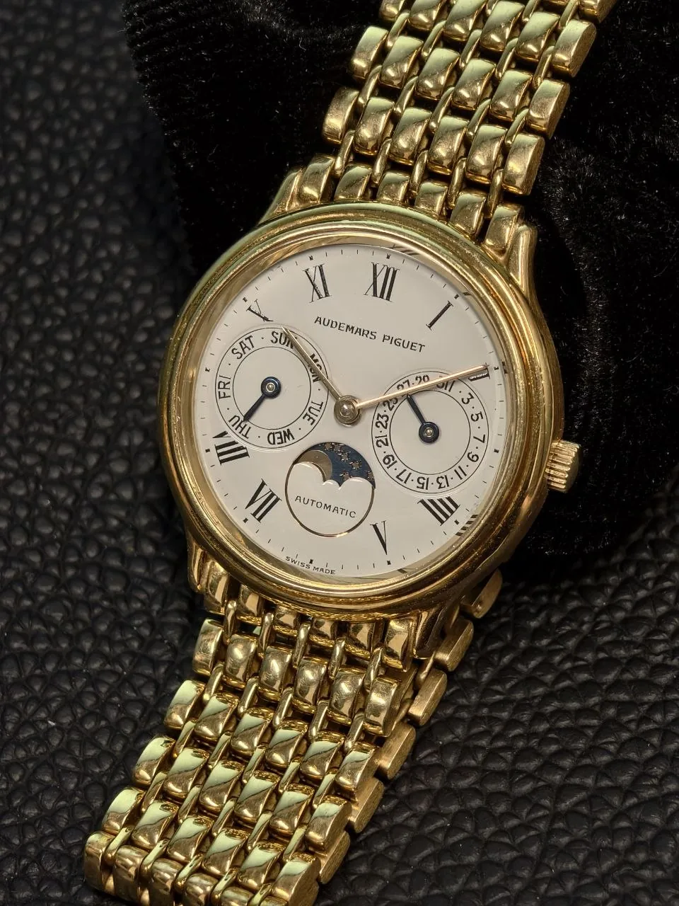Audemars Piguet Day-Date Moonphase 25589 – 12