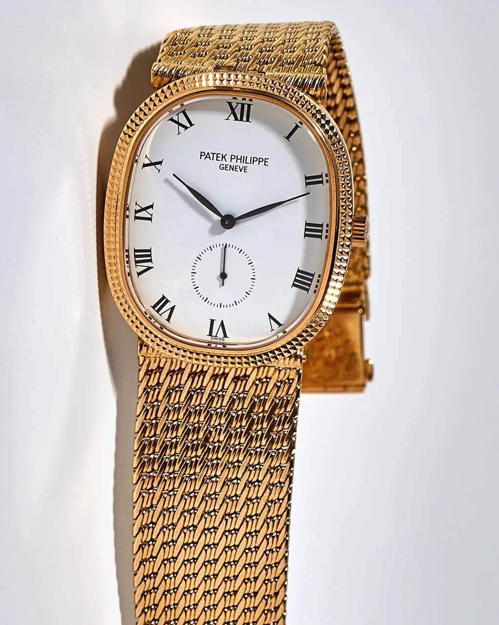 Patek Philippe Golden Ellipse 3987 – 3