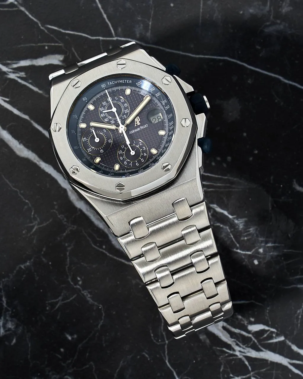 Audemars Piguet Royal Oak Offshore Chronograph 25721 – 4