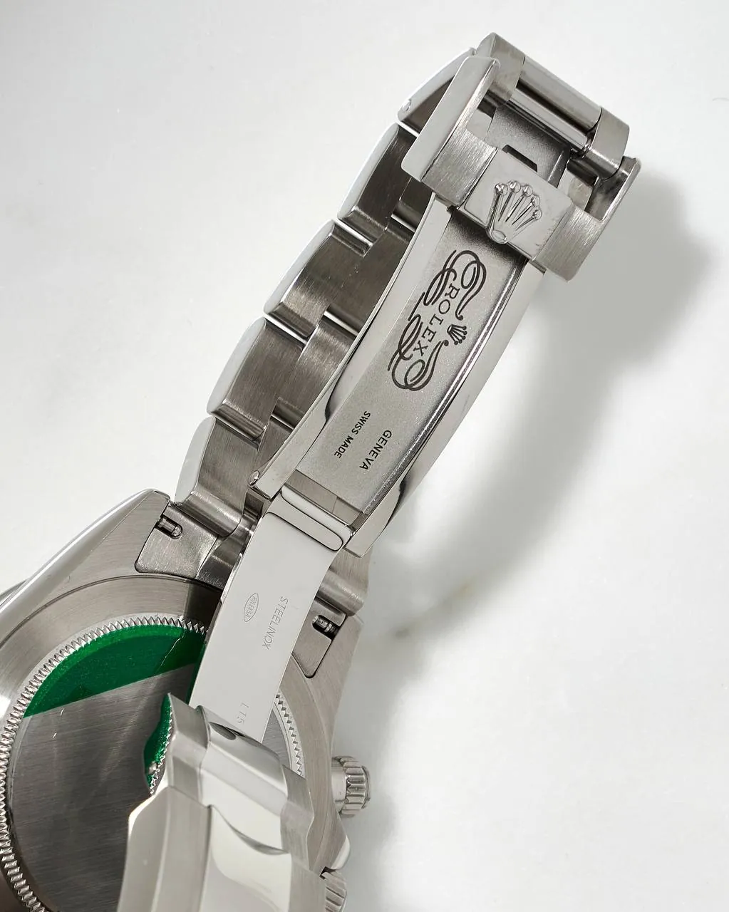 Rolex Cosmograph Daytona 40mm V Series 116520 – 4
