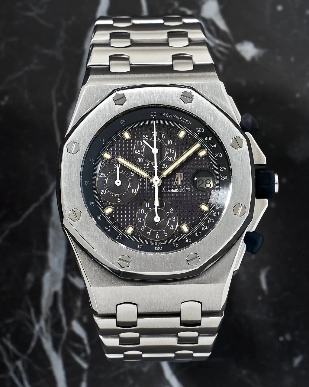 Audemars Piguet Royal Oak Offshore Chronograph 25721 – 11