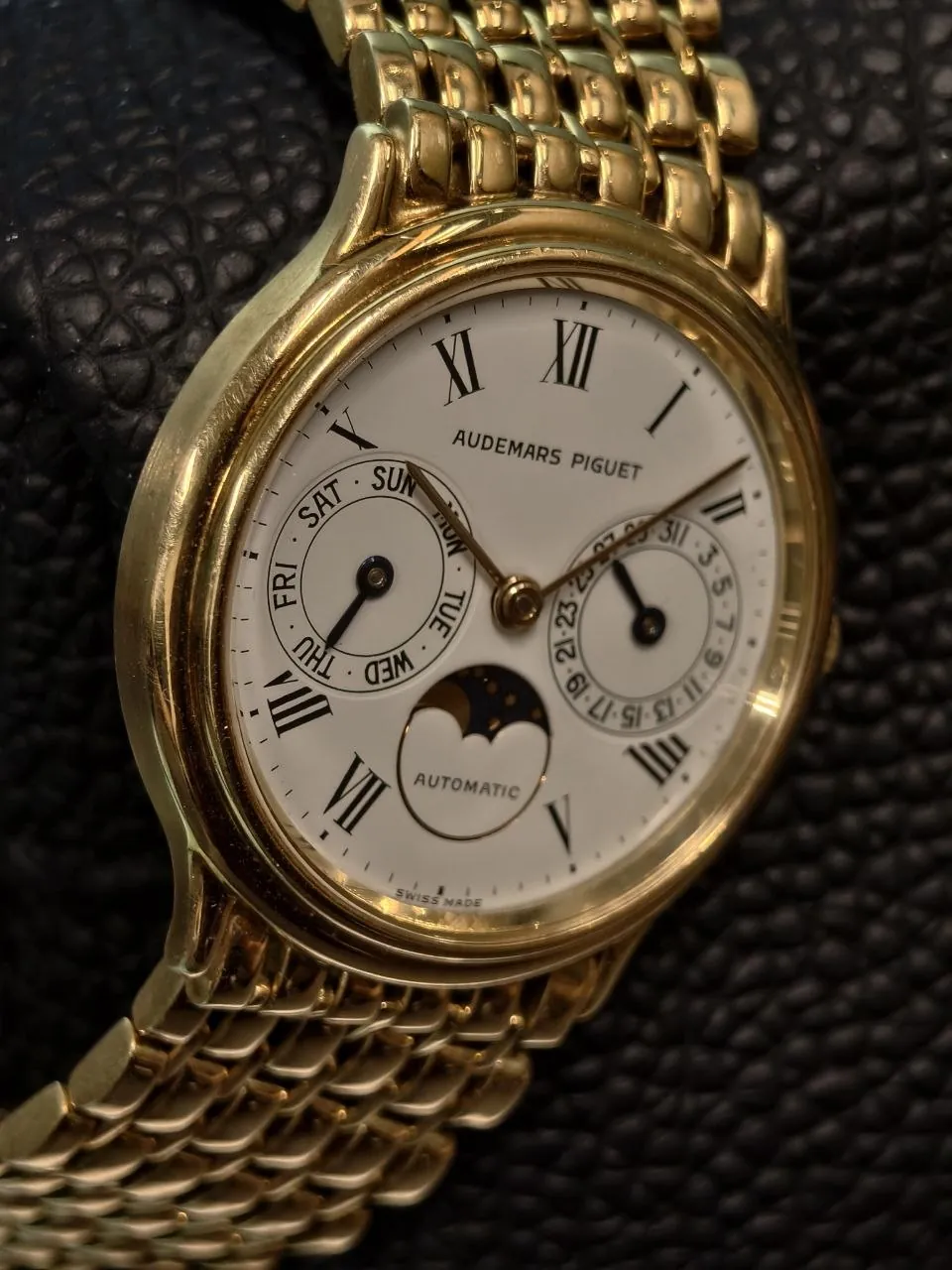 Audemars Piguet Day-Date Moonphase 25589 – 11
