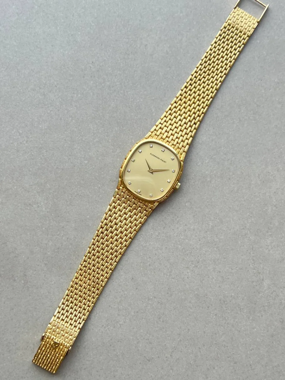 Audemars Piguet Cobra Diamond Markers Quartz – 6