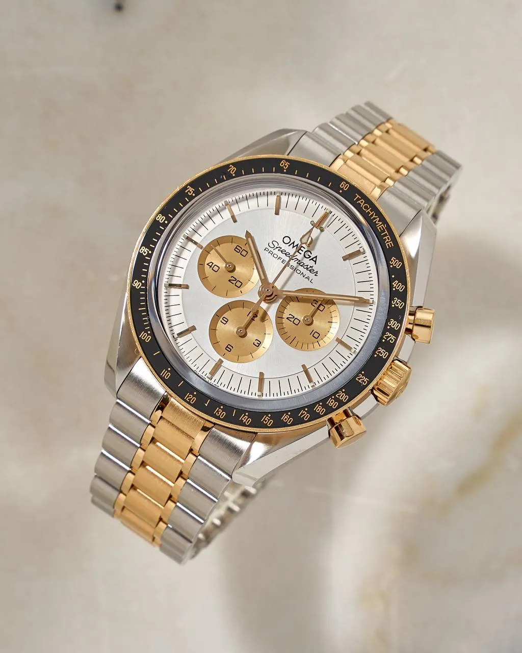 Omega Speedmaster Moonwatch Professional 42mm – 4