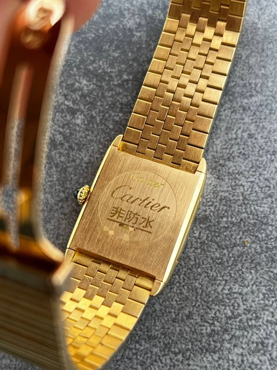 Cartier Tank Arrondie 96041 – 2