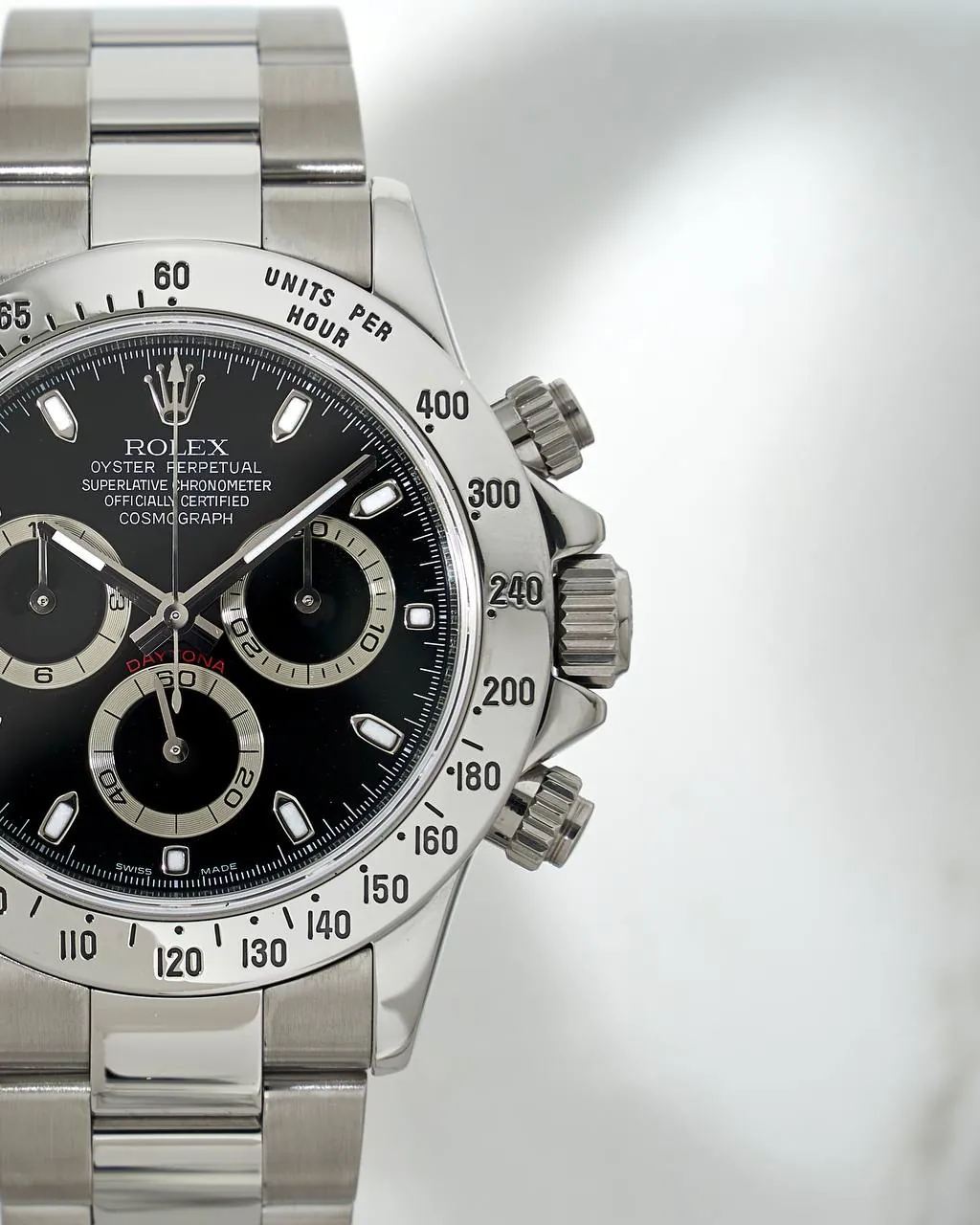 Rolex Cosmograph Daytona 40mm V Series 116520 – 2