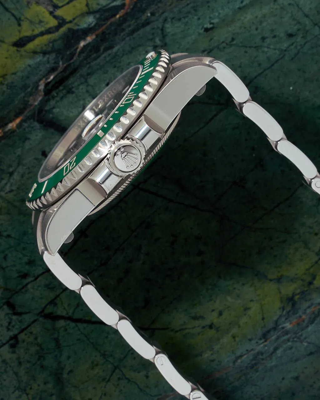 Rolex Submariner Date Hulk 116610LV NEW – 9