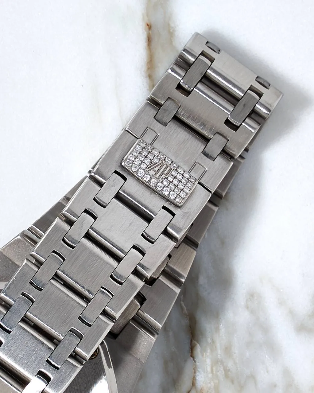 Audemars Piguet Royal Oak Diamond Bezel 33mm 15000ST – 4