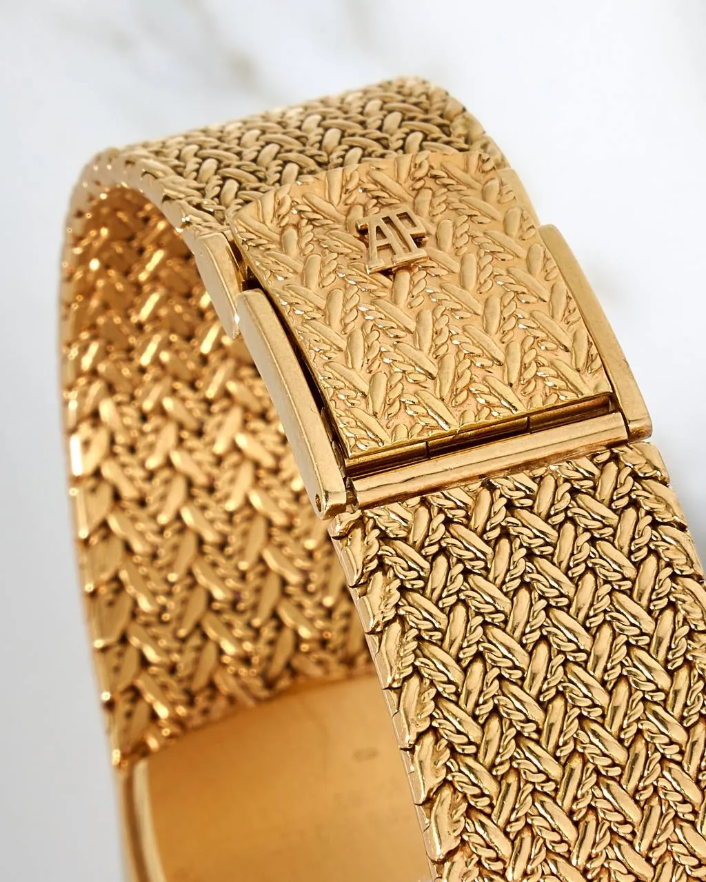 Audemars Piguet Cobra Pave Rhombus Dial 4239BA – 11