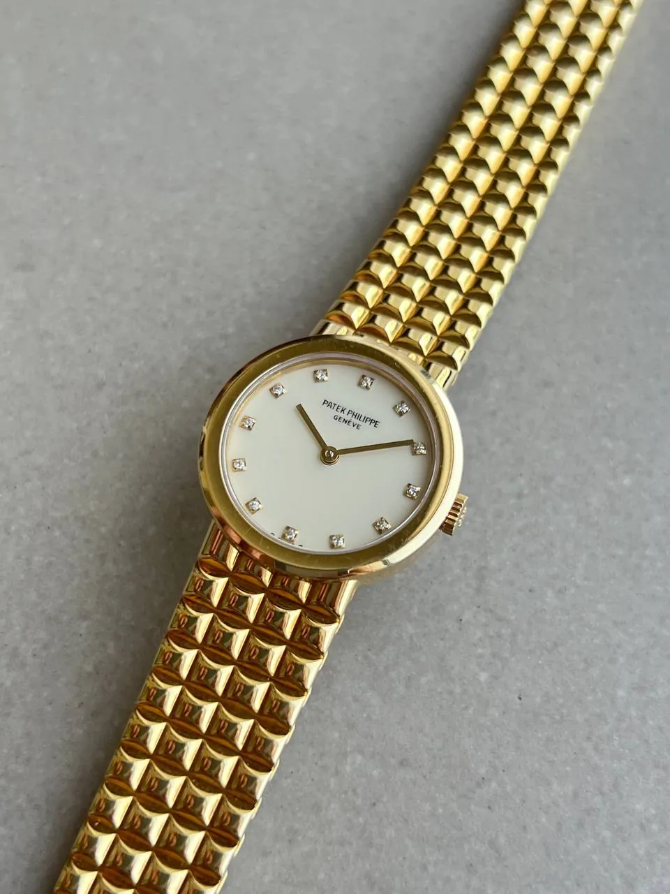 Patek Philippe Calatrava Diamond Dial Ladies 4747 – 5