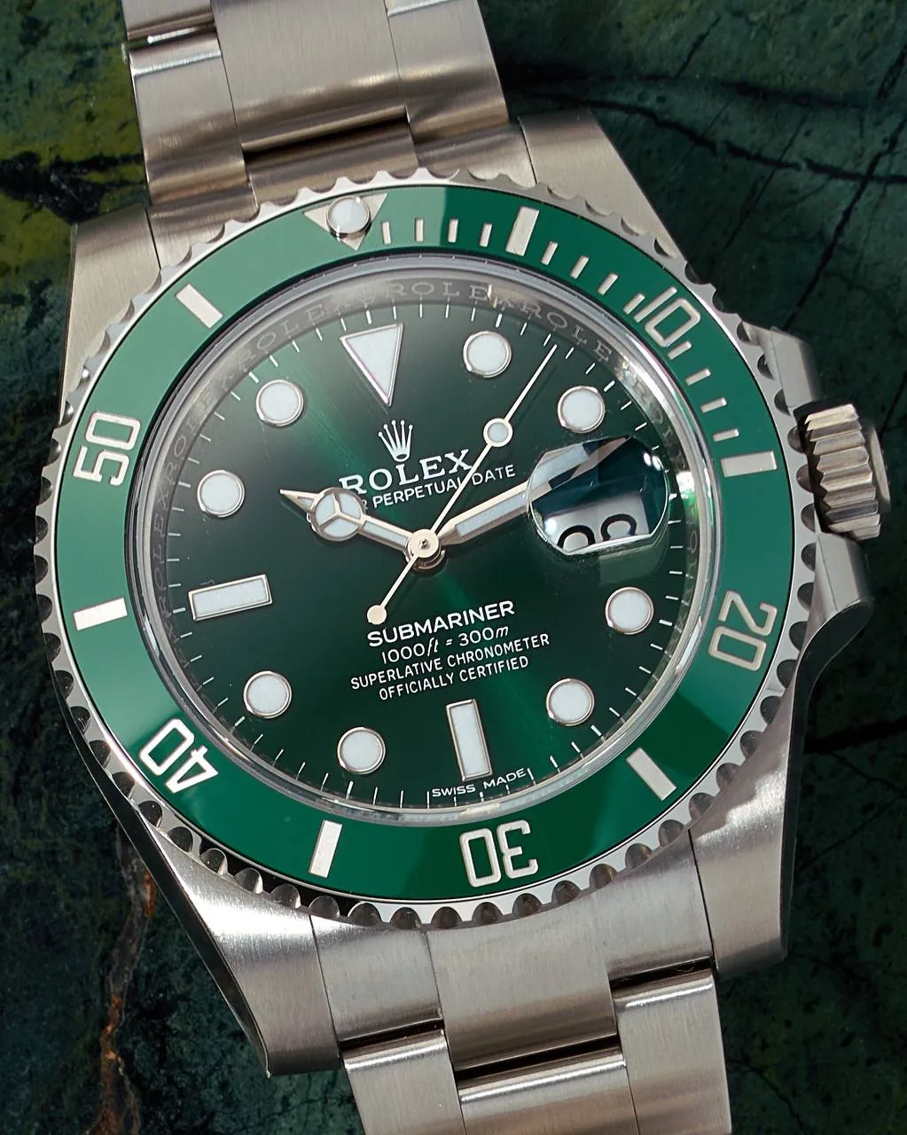Rolex Submariner Date Hulk 116610LV NEW – 3