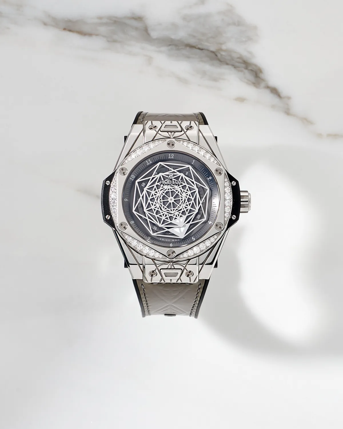 Hublot Big Bang One Click Sang Bleu King Steel Grey Diamonds 39mm