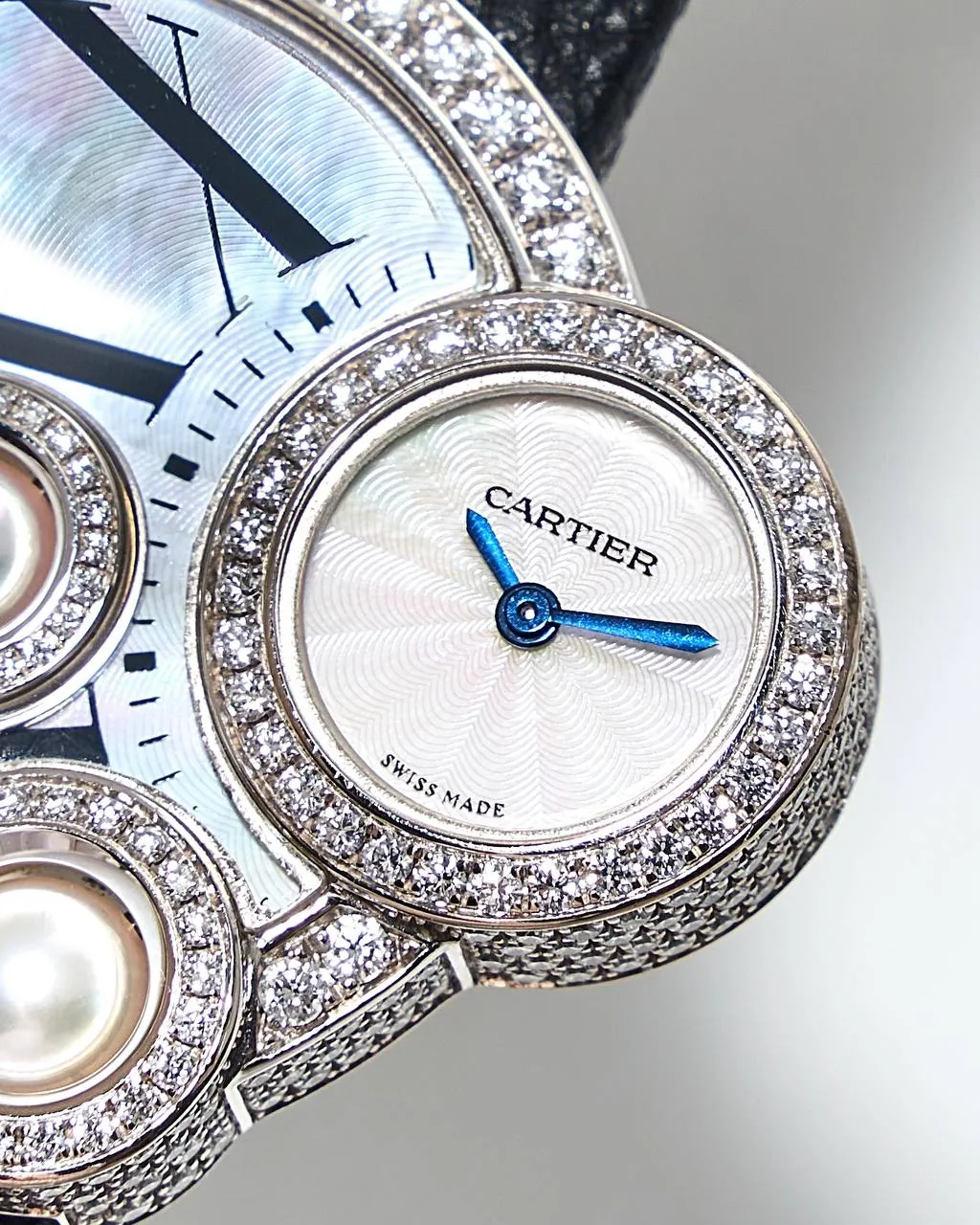 Cartier Libre Perles White Gold MoP Dial 3053 – 5