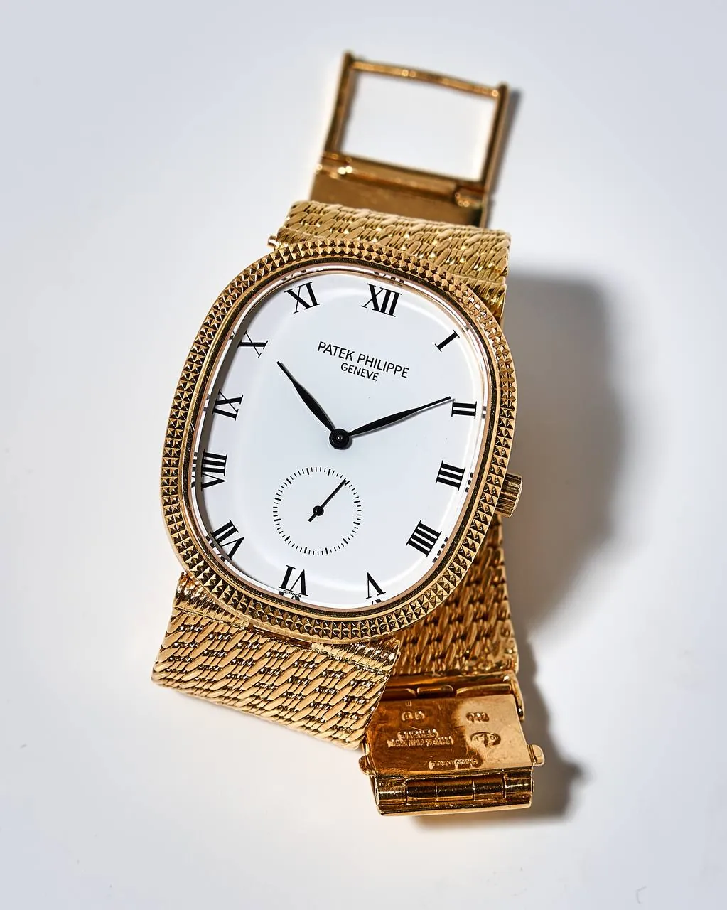 Patek Philippe Golden Ellipse 3987 – 4