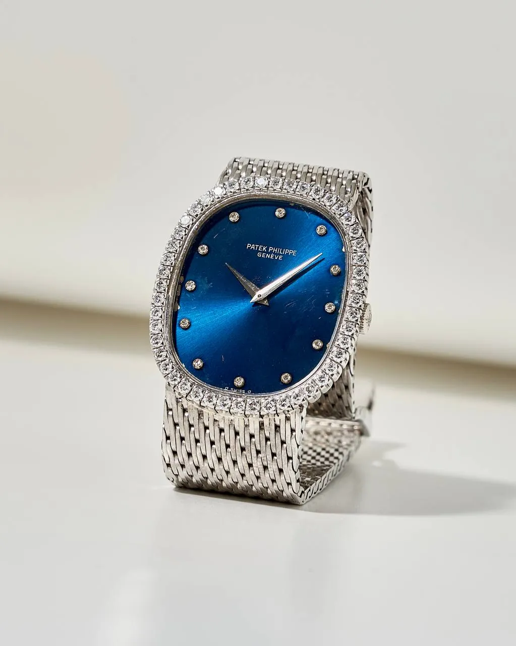 Patek Philippe Golden Ellipse Diamonds 3748 White Gold – 10