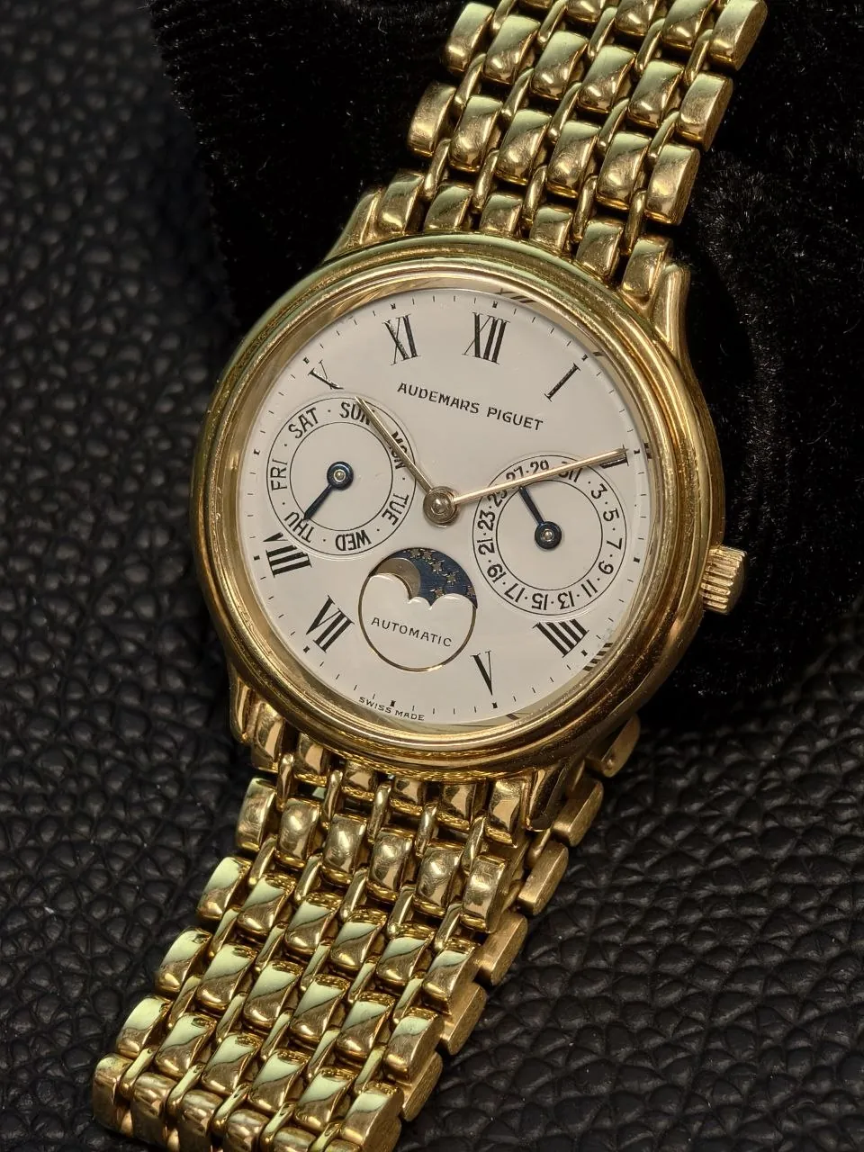 Audemars Piguet Day-Date Moonphase 25589 – 13