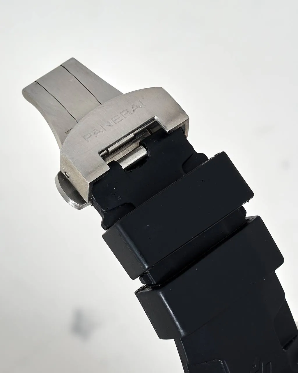 Panerai Luminor Submersible 1950 3 Days PAM305 – 8