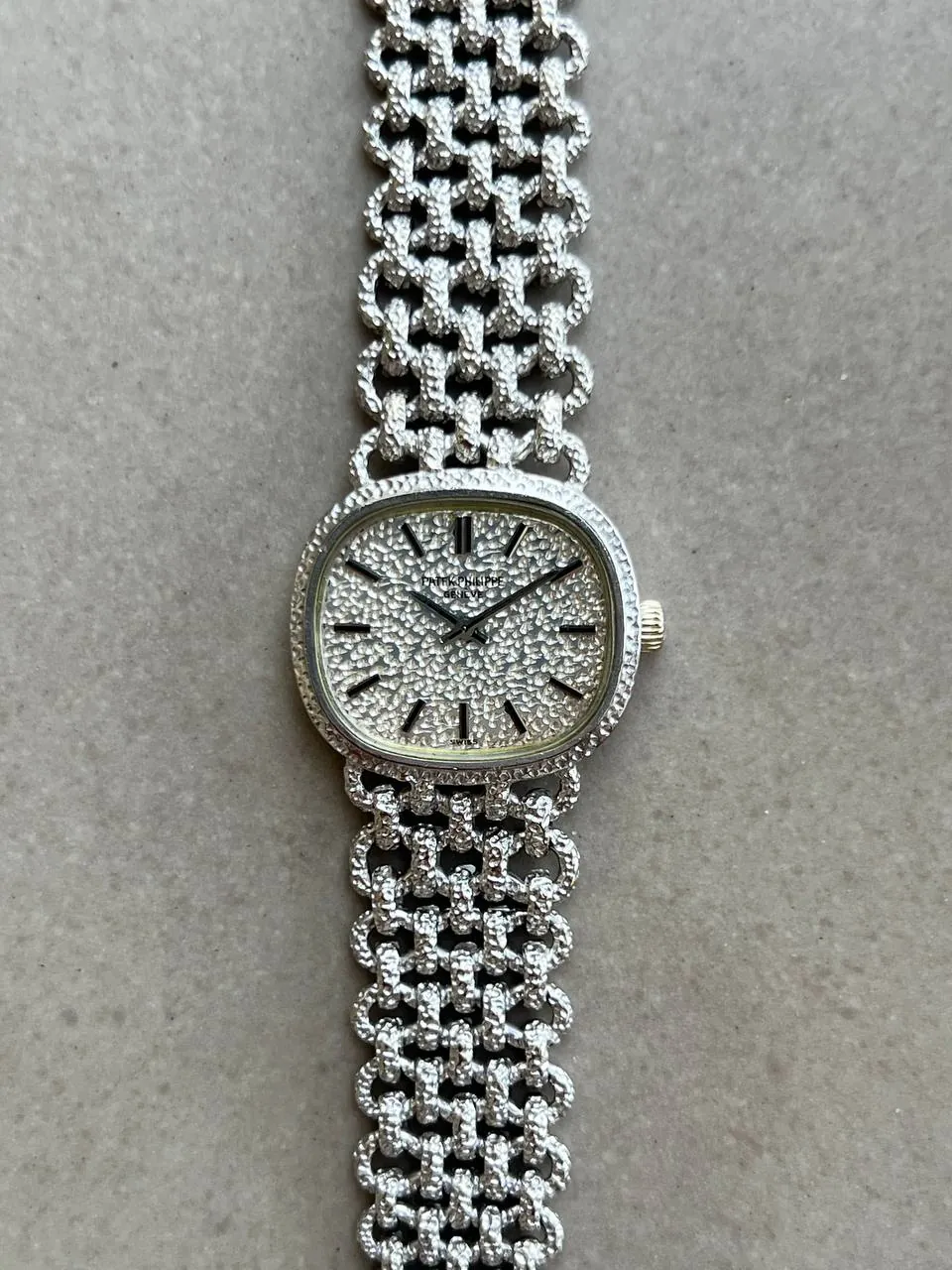 Patek Philippe Golden Ellipse White Gold 4133 – 3