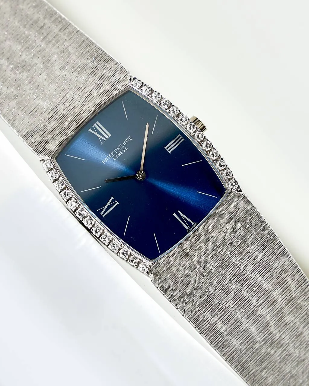 Patek Philippe Gondolo White Gold and Diamonds 3528 – 2