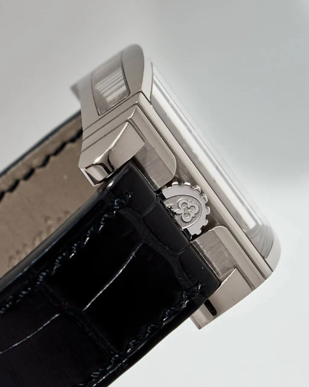 Corum Golden Bridge White Gold – 4