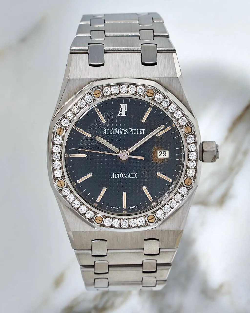 Audemars Piguet Royal Oak Diamond Bezel 33mm 15000ST – 9
