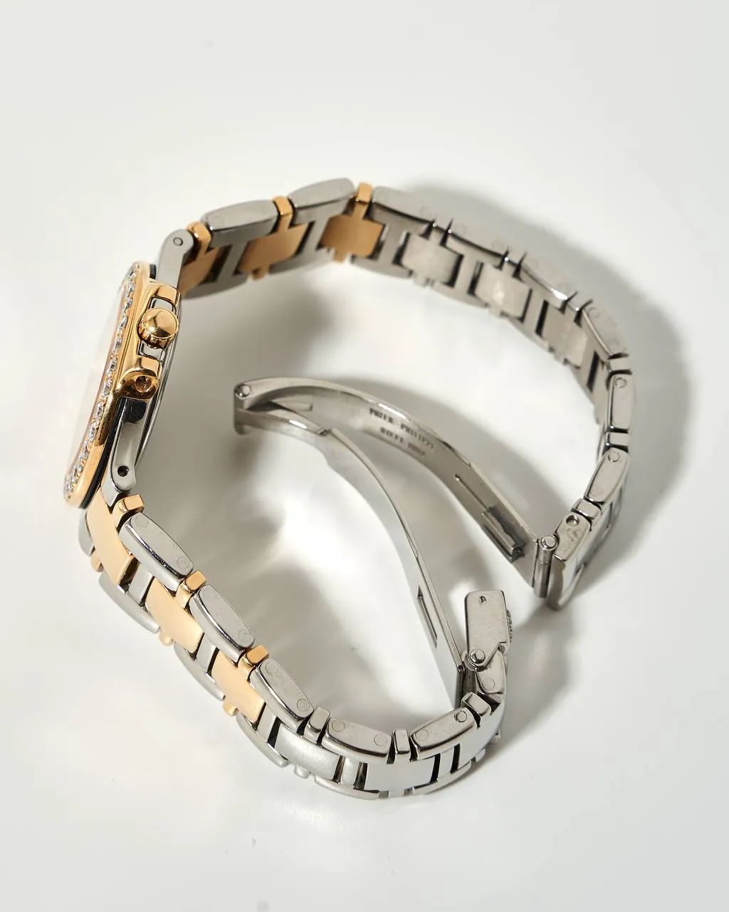 Patek Philippe Nautilus 4700 Aftermarket Diamond – 3