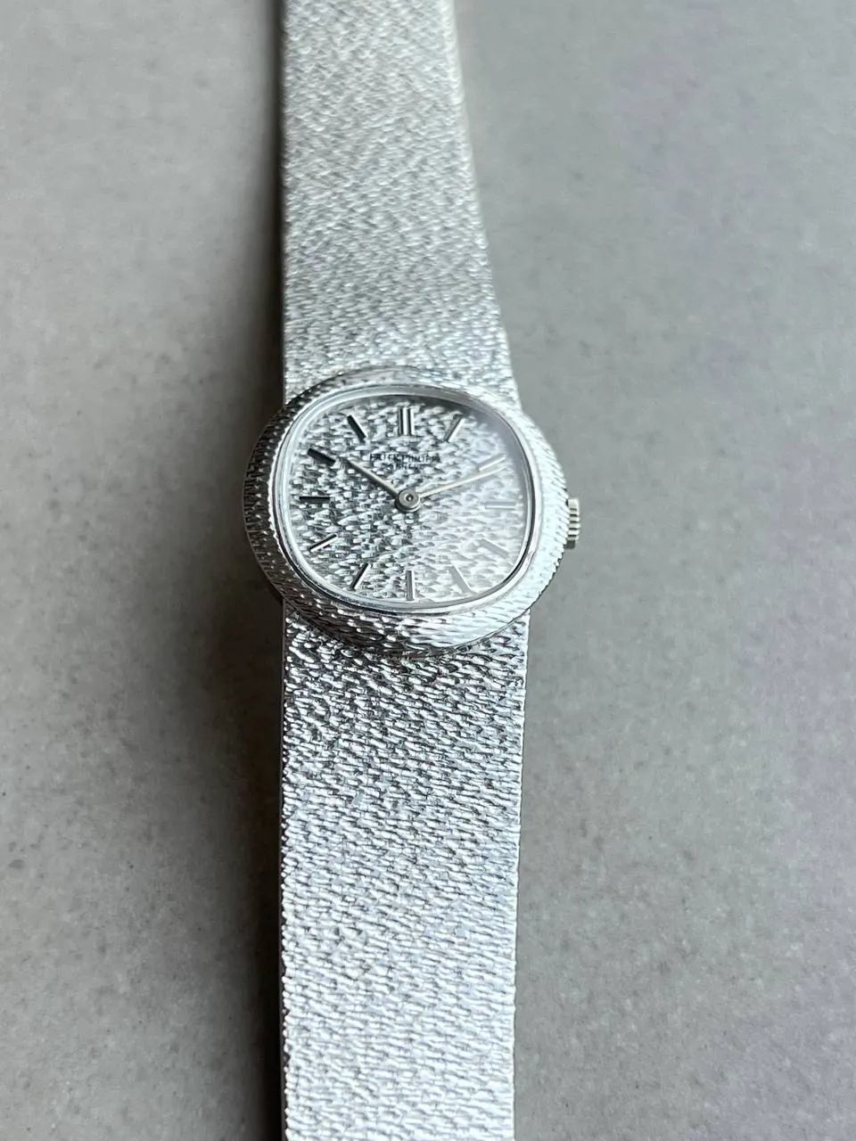 Patek Philippe Golden Ellipse White Gold 4139 – 6