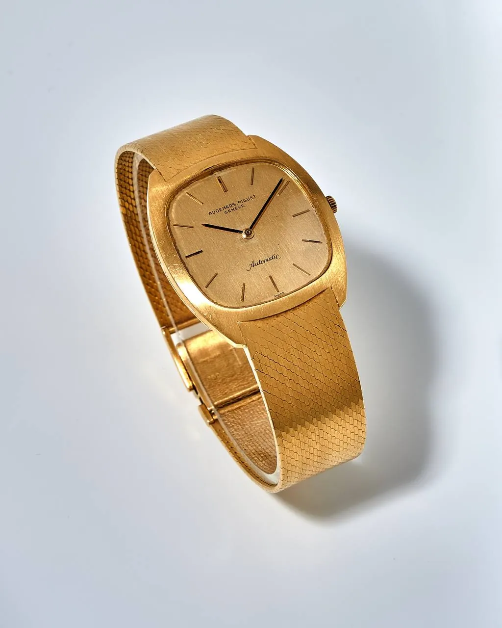 Audemars Piguet Vintage Tonneaue Automatic – 2