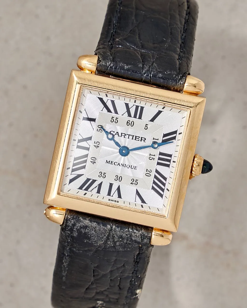 Cartier Tank Obus 2380 – 2