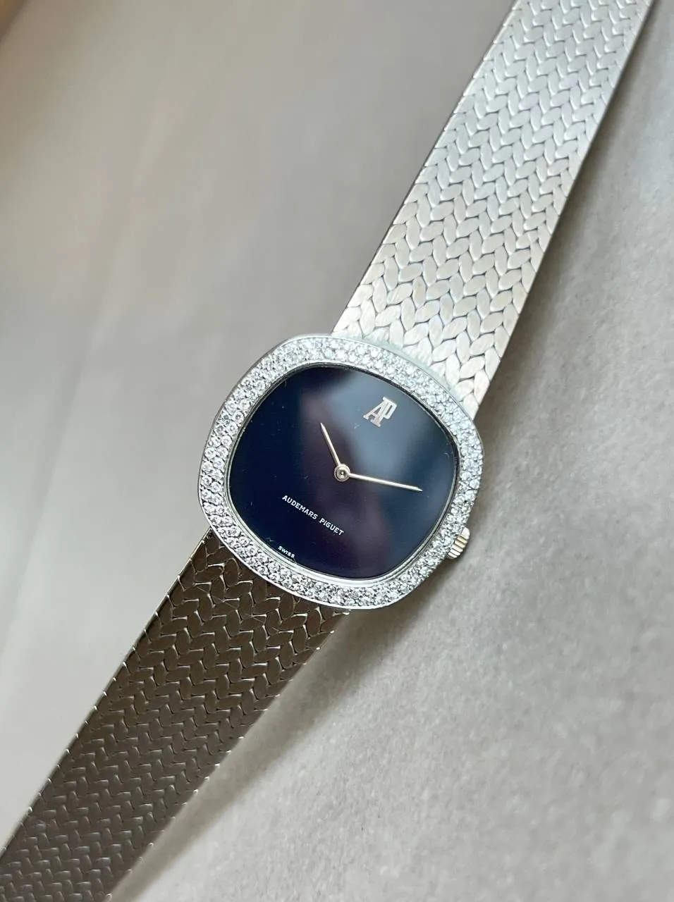 Audemars Piguet Vintage White Gold Diamond Bezel – 3