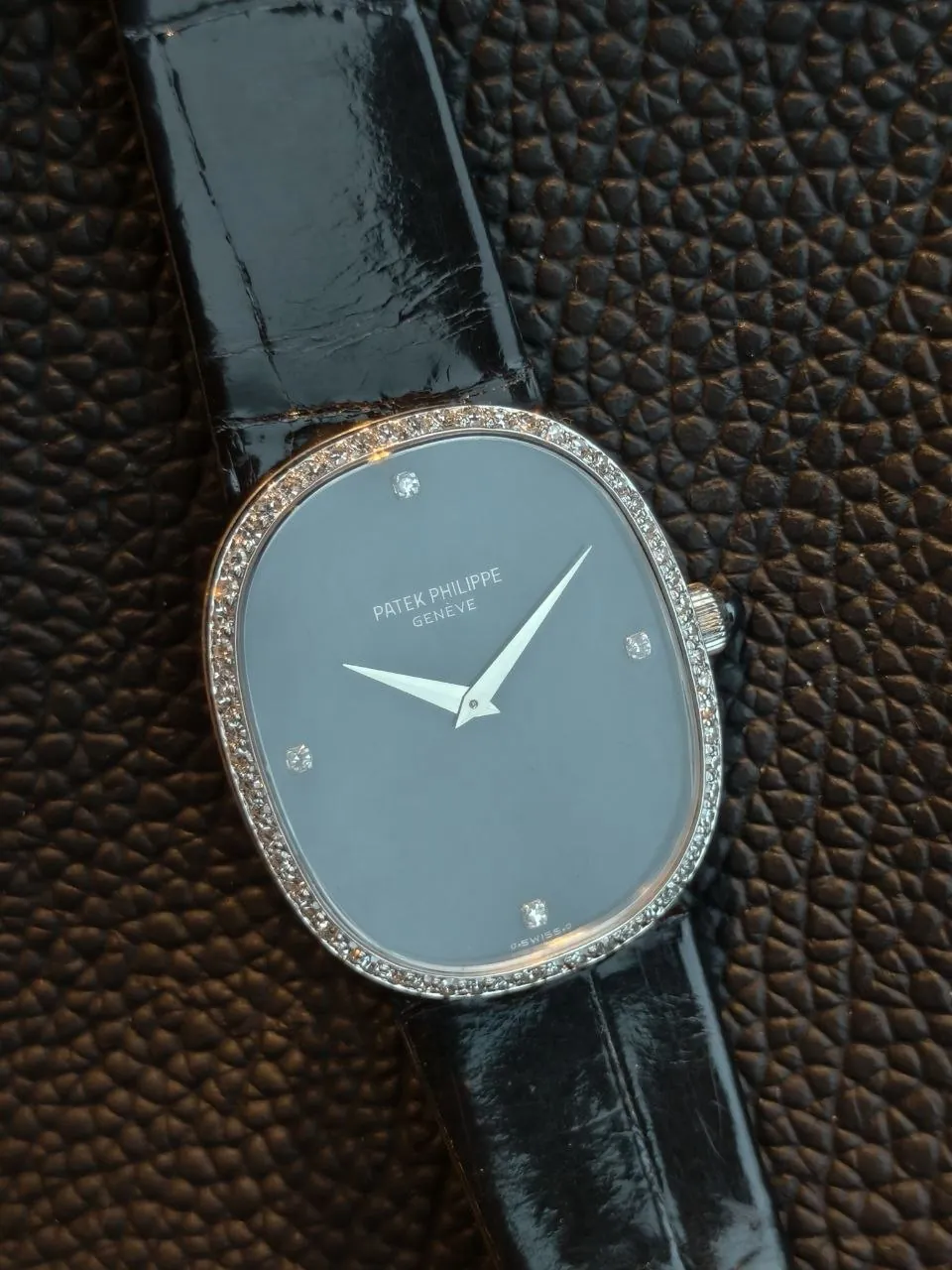 Patek Philippe Golden Ellipse Diamonds 3849 White Gold – 7