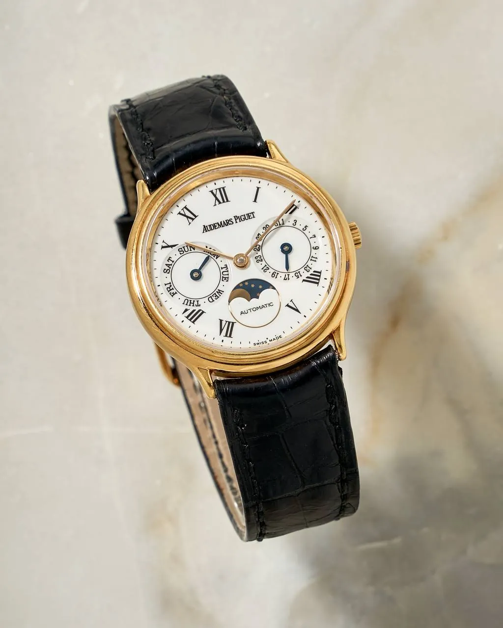 Audemars Piguet Day-Date Moonphase 25589 – 9