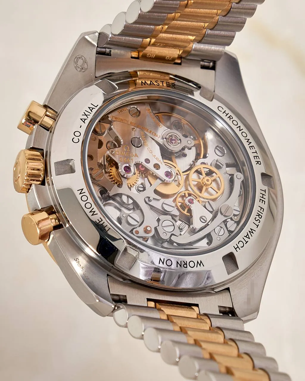 Omega Speedmaster Moonwatch Professional 42mm – 6