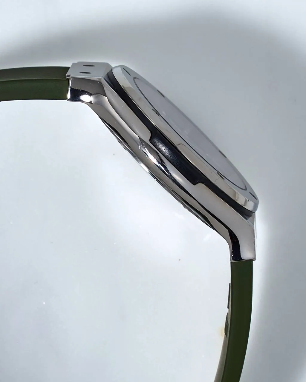 Hublot Classic Fusion Green Titanium 42mm – 4