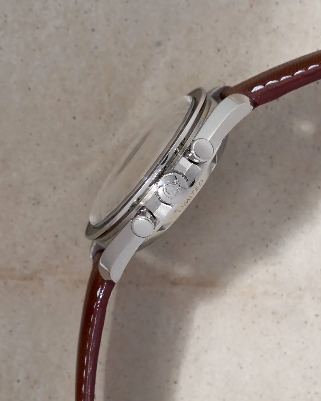 Omega Speedmaster Professional Moonwatch Ultra Man – 6
