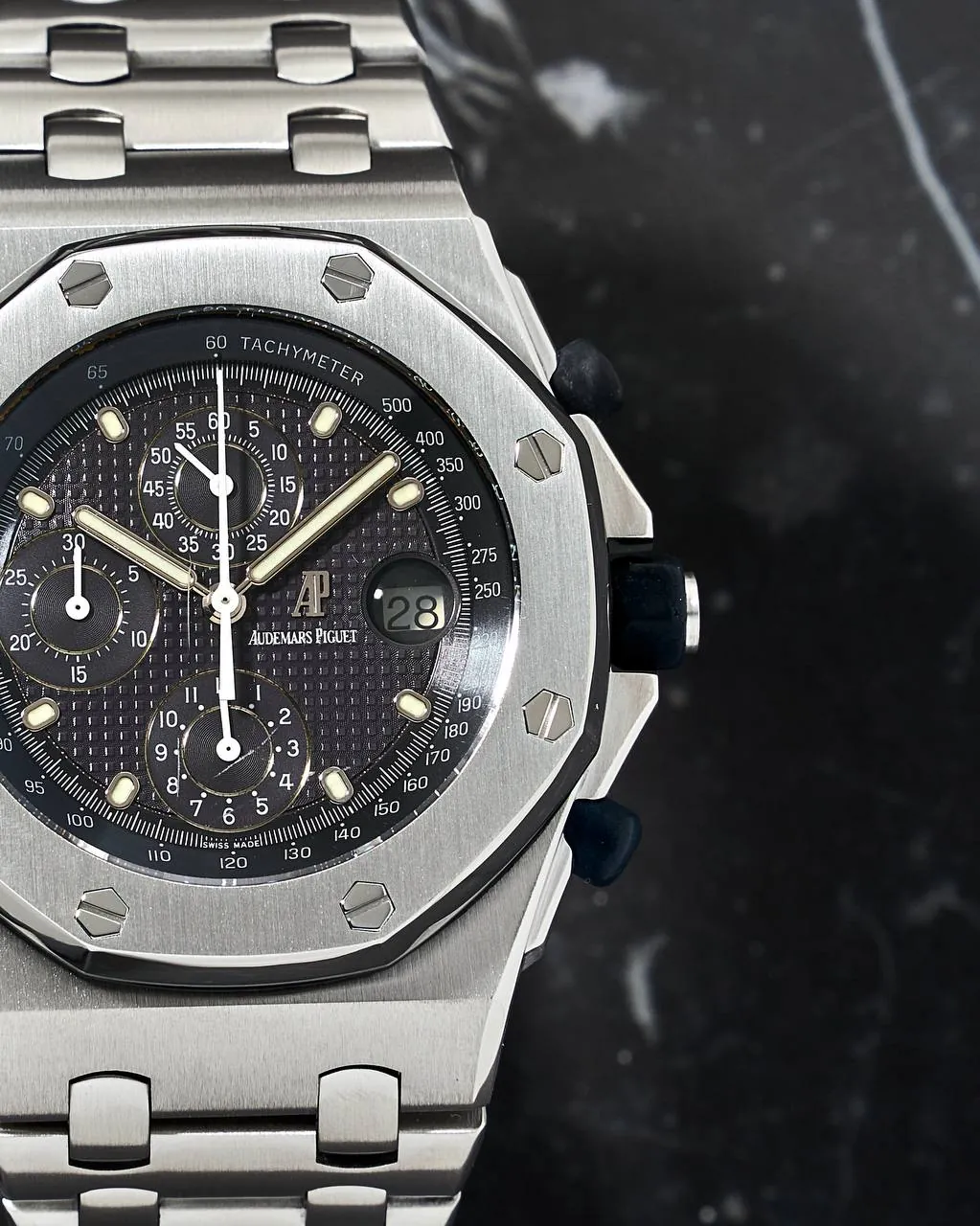 Audemars Piguet Royal Oak Offshore Chronograph 25721 – 2