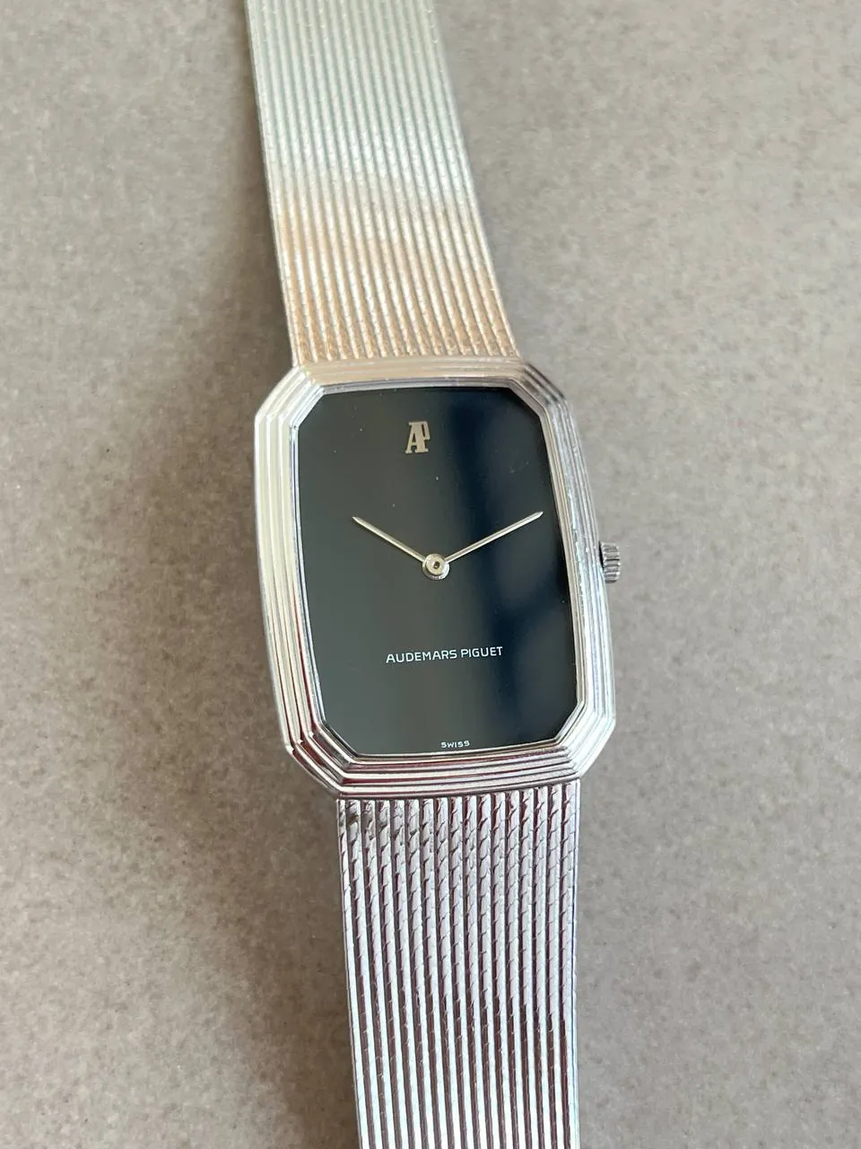 Audemars Piguet Rectangular White Gold – 9