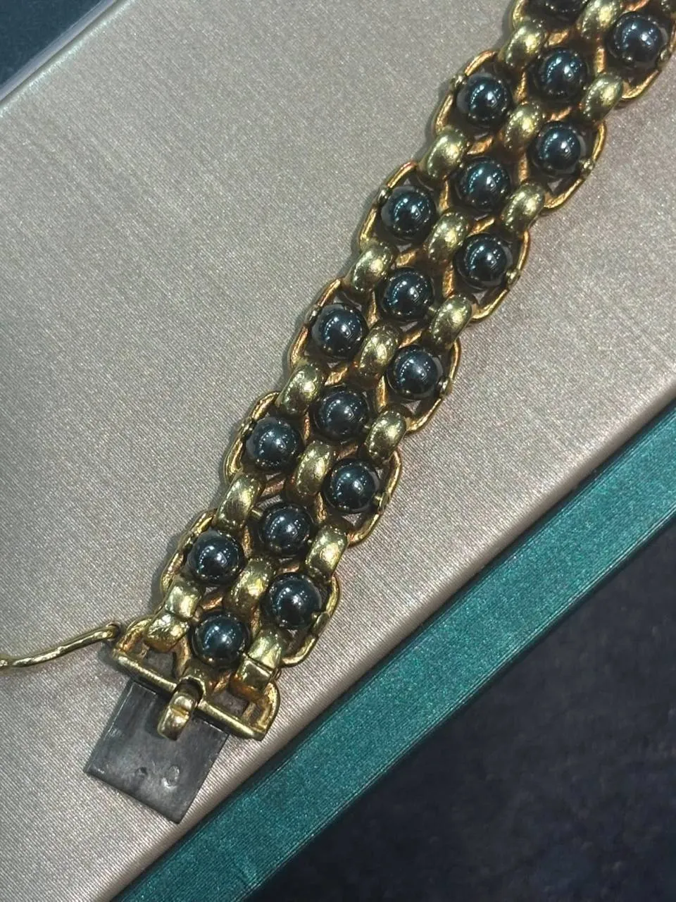 Audemars Piguet Pearl Bracelet Yellow Gold – 5
