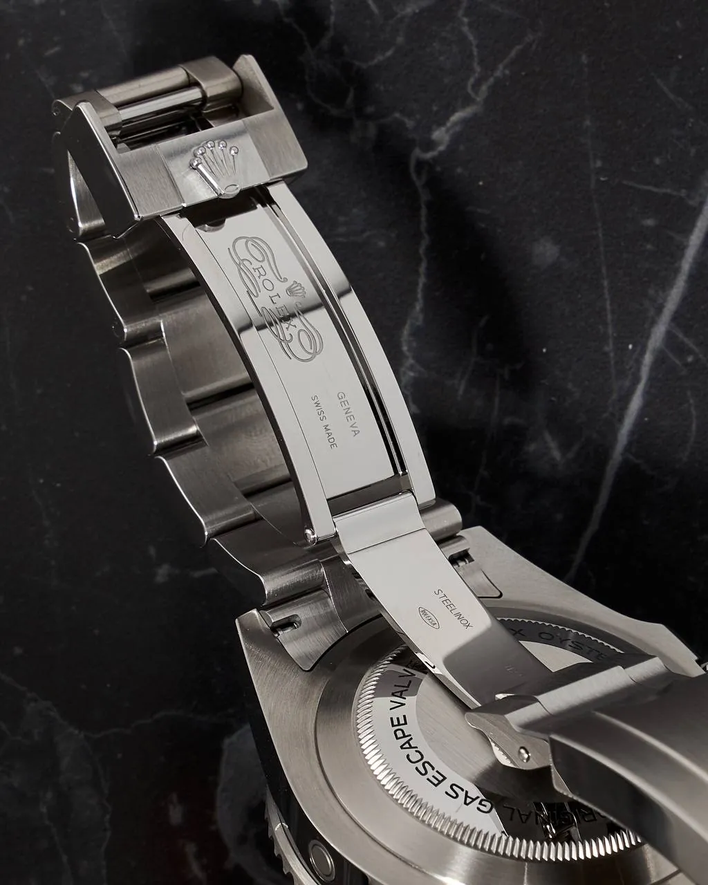 Rolex Sea-Dweller 43mm 126600 NEW – 8