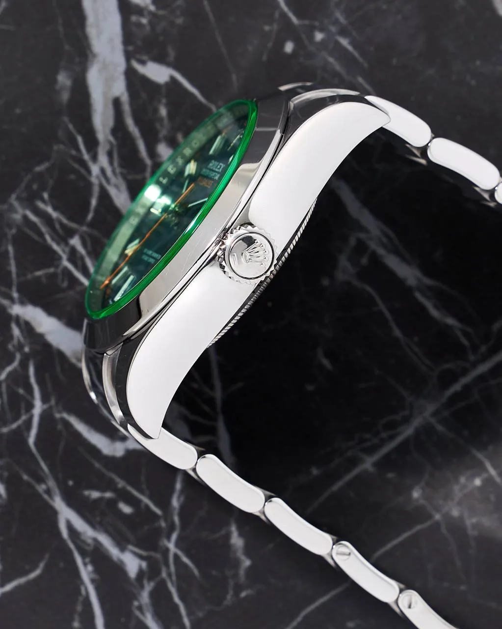 Rolex Milgauss Green Sapphire Blue Dial 116400GV – 6