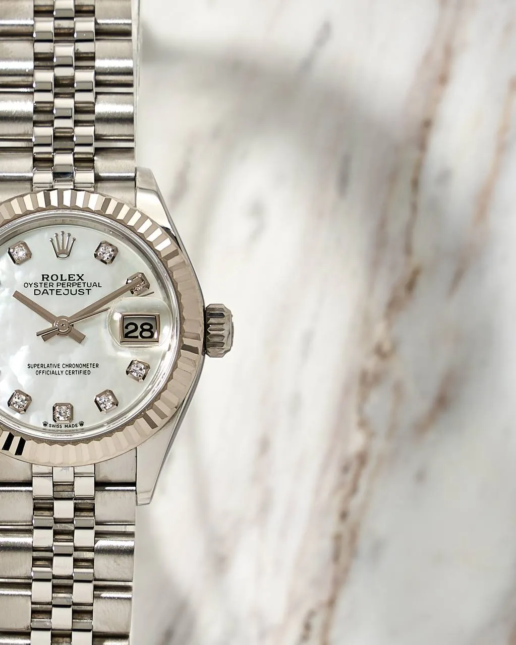 Rolex Oyster Perpetual Datejust 28mm MoP Dial 279174 – 2