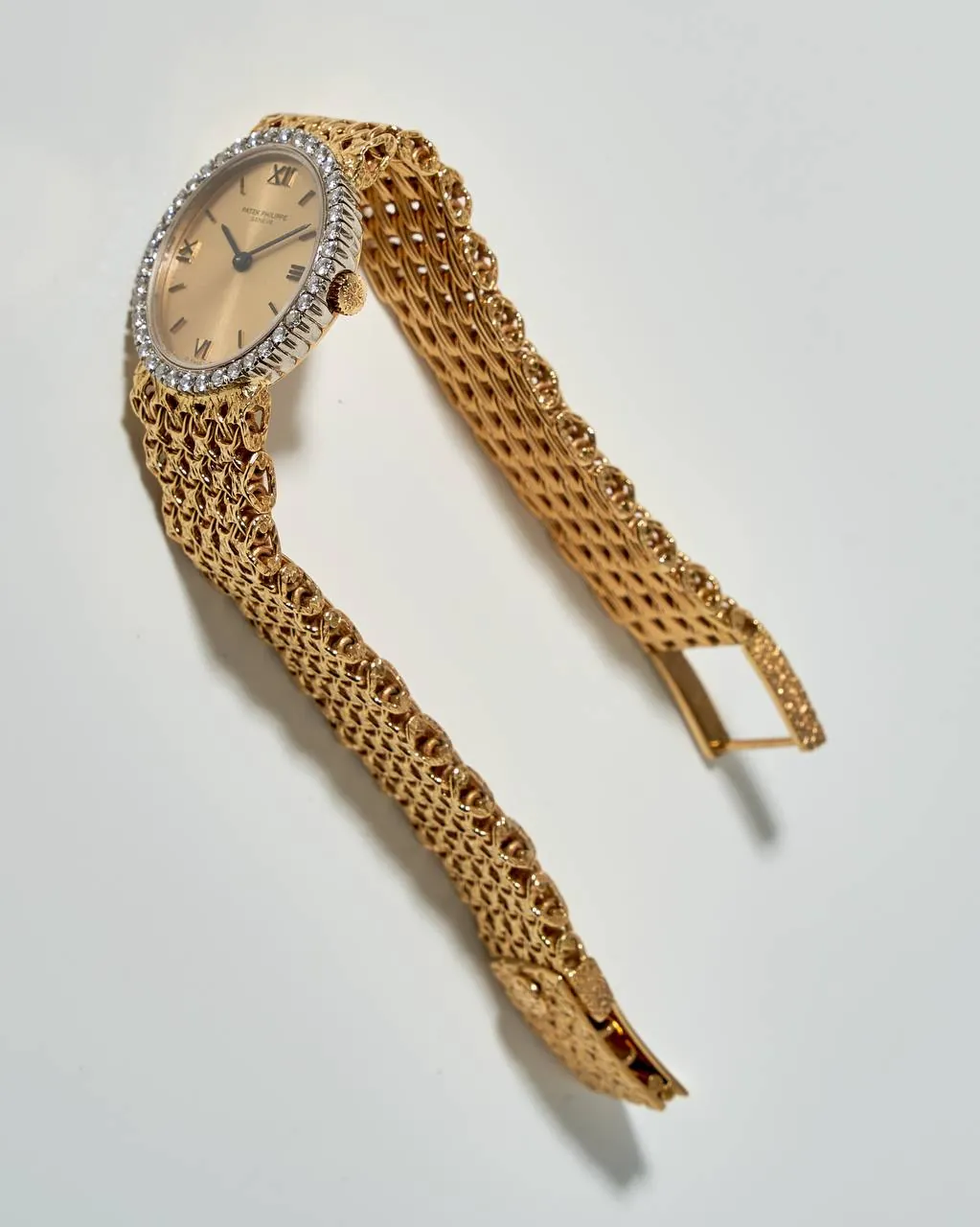 Patek Philippe Golden Lady Ellipse 4178 – 10